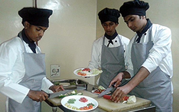 Best Diploma institute in Hotel Management course